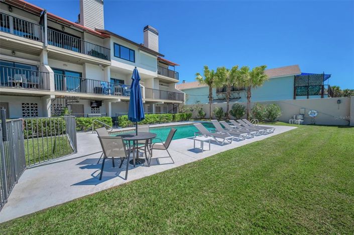 Image No.50-3 Bed Property for sale