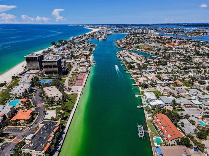 Image No.9-3 Bed Property for sale