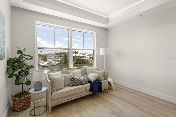 Image No.27-4 Bed Property for sale