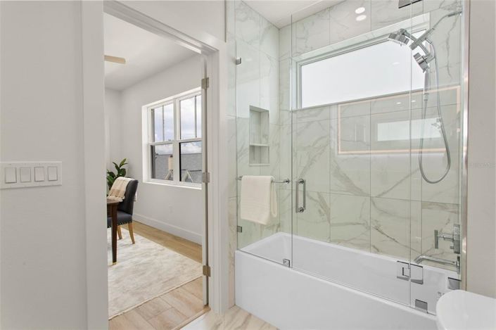 Image No.35-4 Bed Property for sale