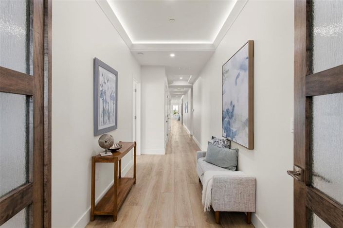 Image No.7-4 Bed Property for sale