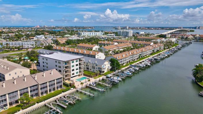 Image No.73-4 Bed Property for sale