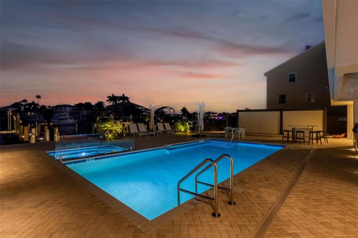 Image No.84-4 Bed Property for sale