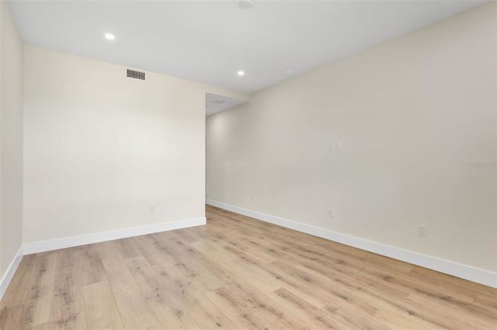 Image No.19-Propriété de 4 chambres à vendre à Floride