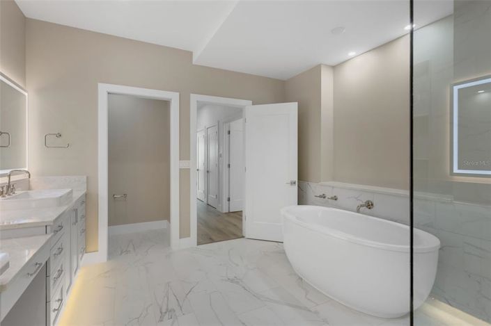 Image No.25-Propriété de 4 chambres à vendre à Floride