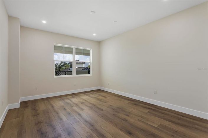 Image No.29-Propriété de 4 chambres à vendre à Floride