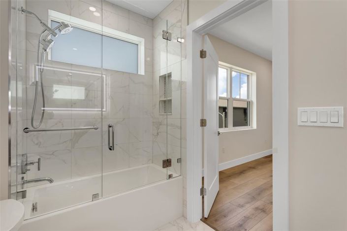 Image No.30-Propriété de 4 chambres à vendre à Floride