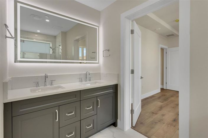 Image No.33-Propriété de 4 chambres à vendre à Floride