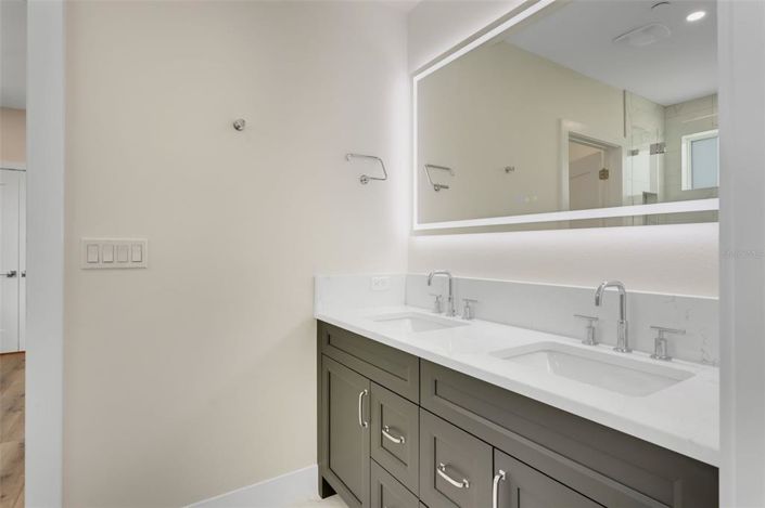 Image No.34-Propriété de 4 chambres à vendre à Floride