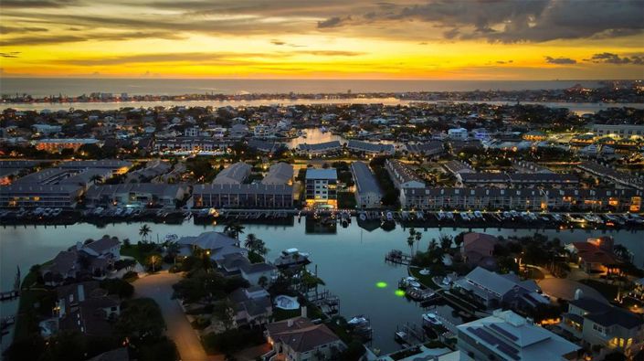 Image No.93-Propriété de 4 chambres à vendre à Floride