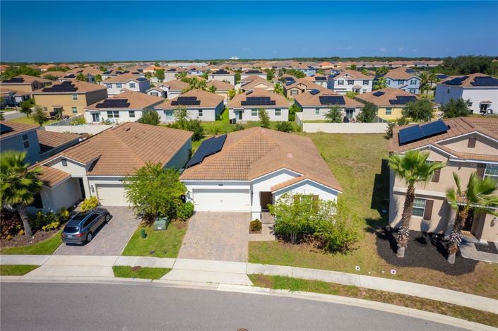 Image No.27-3 Bed Property for sale