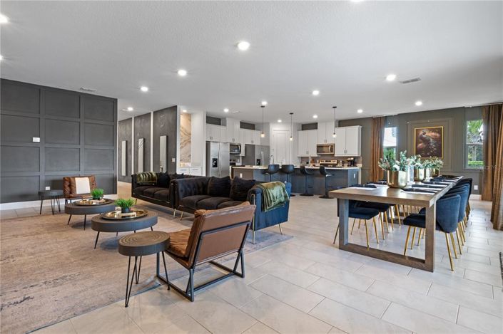 Image No.10-13 Bed Property for sale