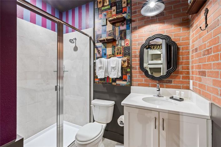 Image No.41-13 Bed Property for sale