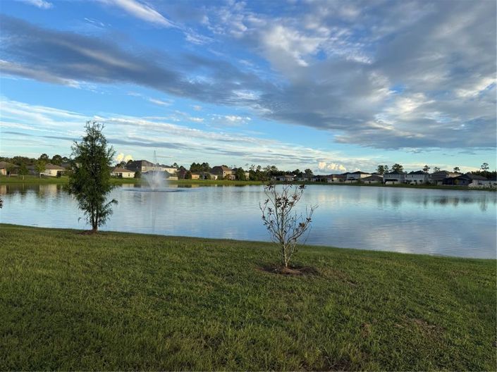 Image No.4-4 Bed Property for sale