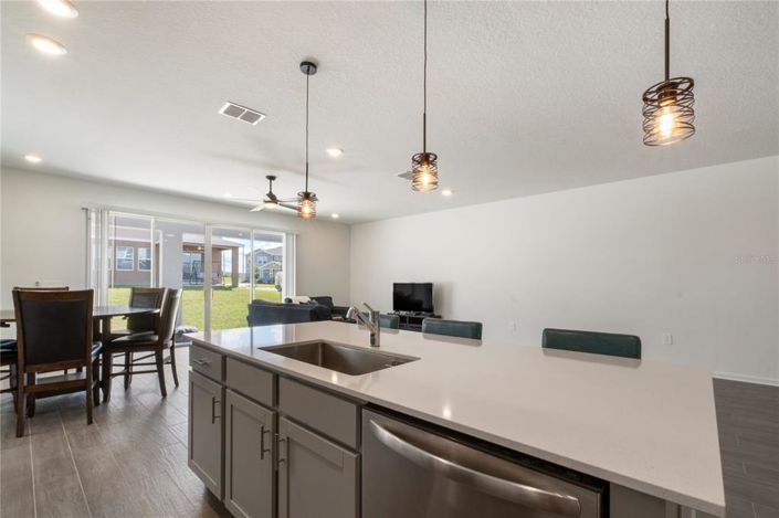 Image No.11-5 Bed Property for sale