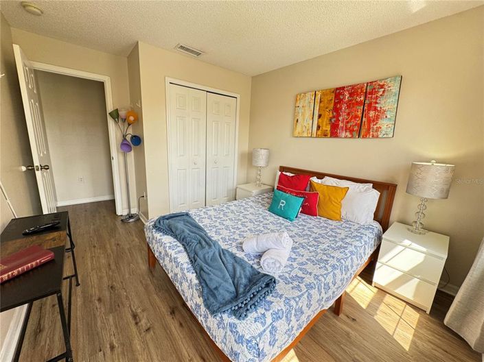 Image No.19-3 Bed Townhouse for sale