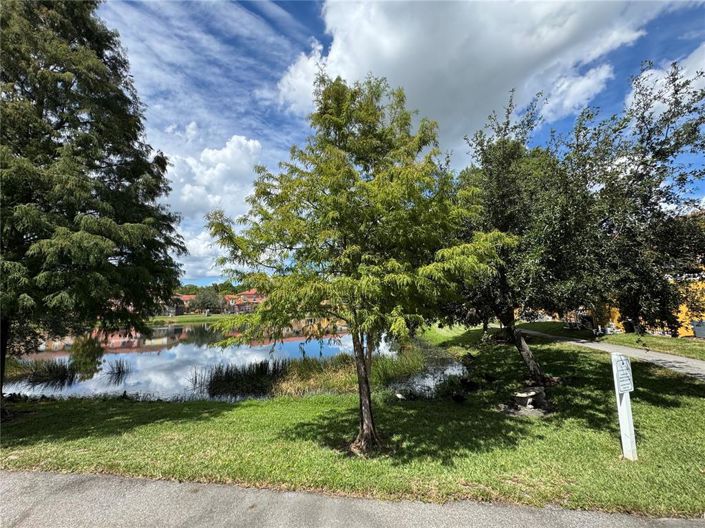 Image No.30-3 Bed Townhouse for sale