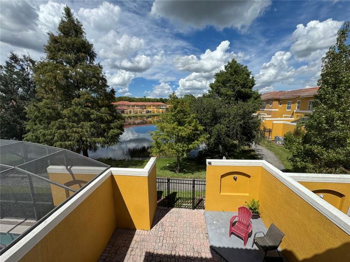 Image No.33-3 Bed Townhouse for sale