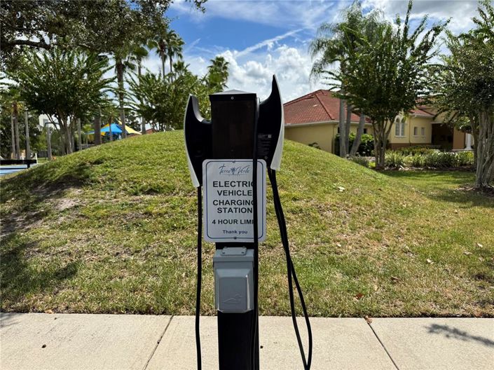 Image No.36-3 Bed Townhouse for sale