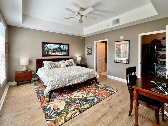 Image No.12-2 Bed Property for sale