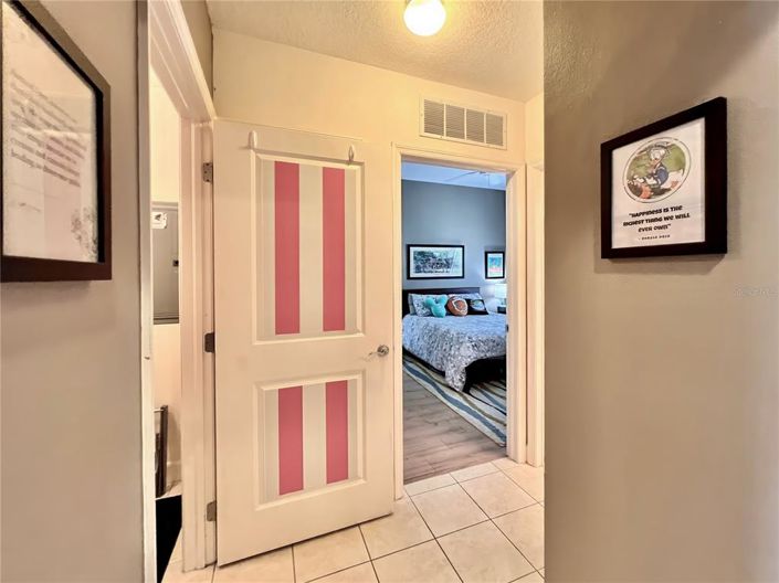 Image No.20-2 Bed Property for sale