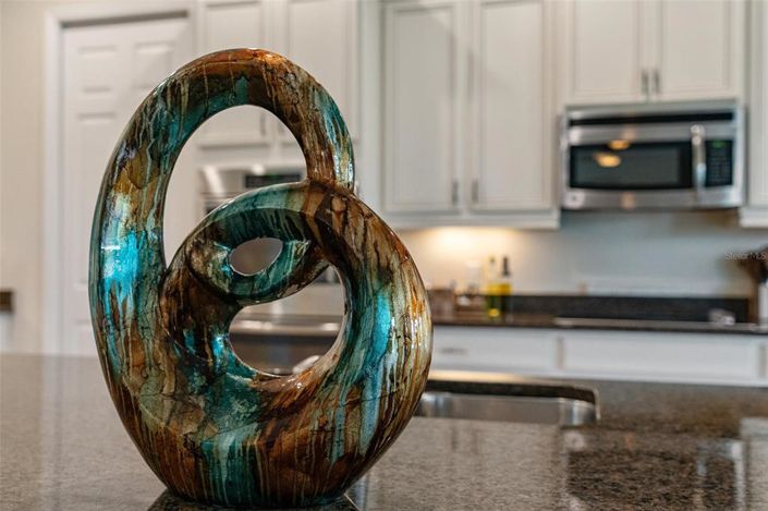 Image No.24-5 Bed Property for sale