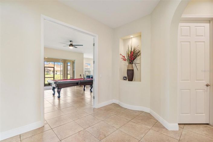 Image No.36-5 Bed Property for sale