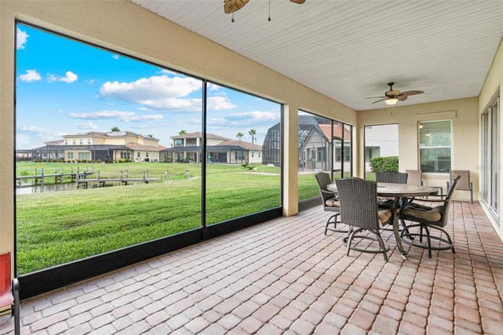 Image No.40-5 Bed Property for sale