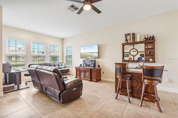 Image No.41-5 Bed Property for sale