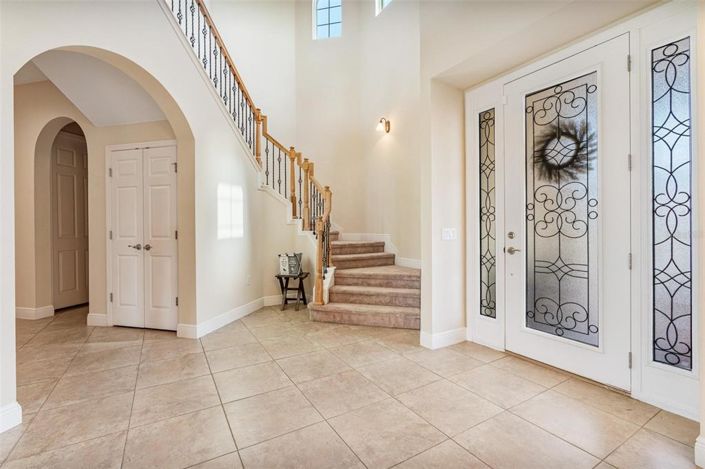 Image No.48-5 Bed Property for sale