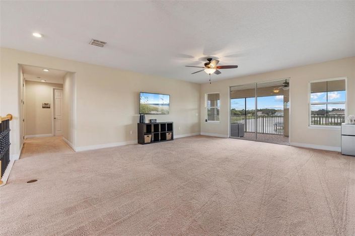 Image No.68-5 Bed Property for sale