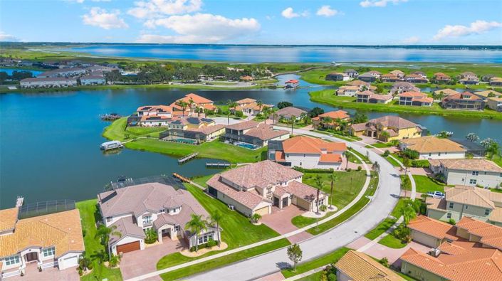 Image No.80-5 Bed Property for sale