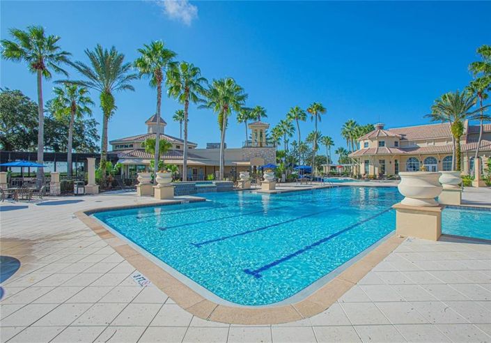 Image No.89-5 Bed Property for sale