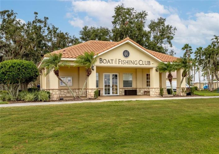 Image No.99-5 Bed Property for sale