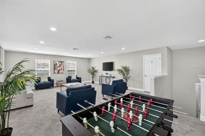 Image No.5-7 Bed Property for sale