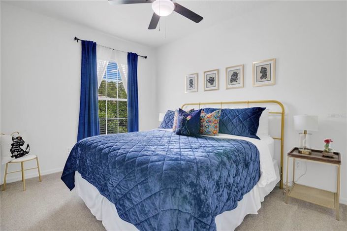 Image No.22-6 Bed Property for sale