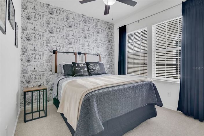 Image No.23-6 Bed Property for sale