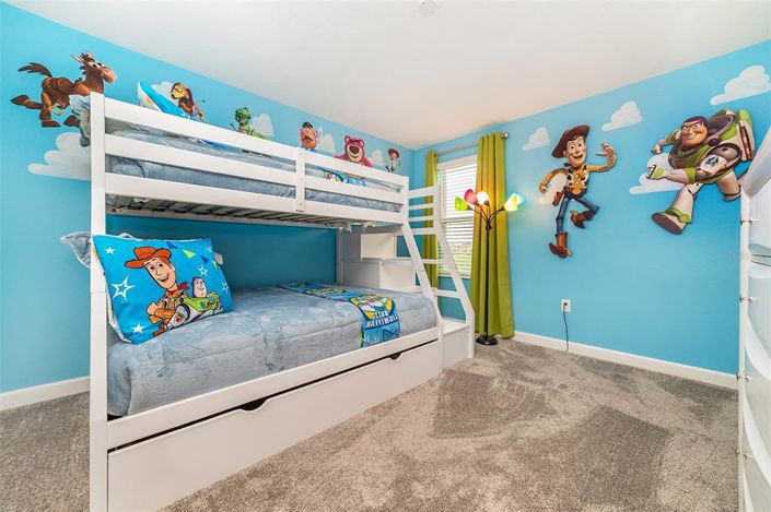 Image No.27-8 Bed Property for sale