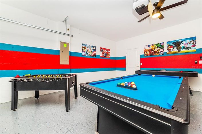 Image No.30-8 Bed Property for sale