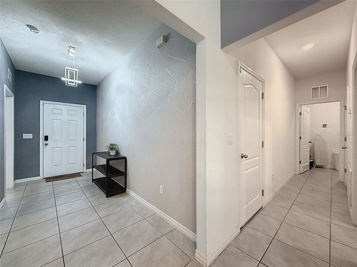 Image No.26-7 Bed Property for sale