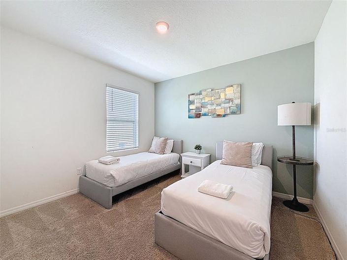 Image No.53-7 Bed Property for sale