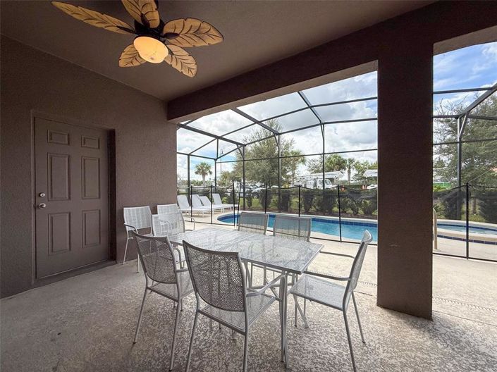 Image No.65-7 Bed Property for sale