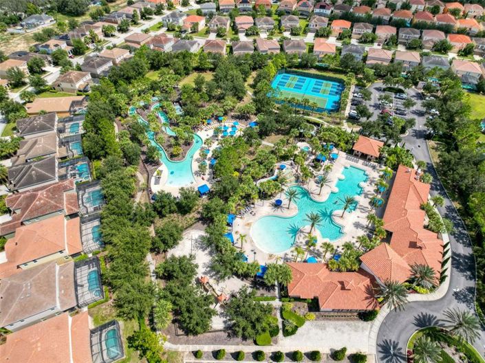 Image No.73-7 Bed Property for sale