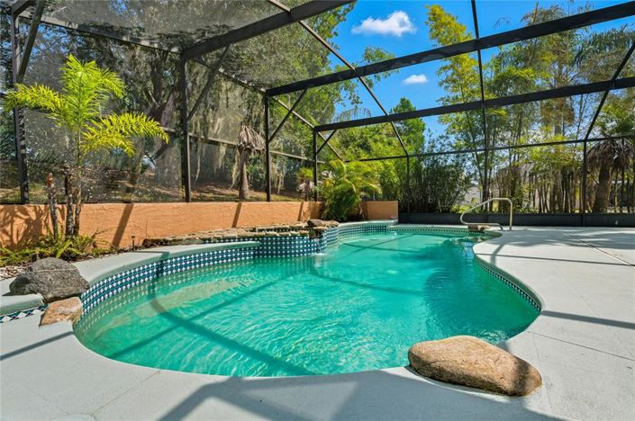 Image No.2-Propriété de 4 chambres à vendre à Davenport