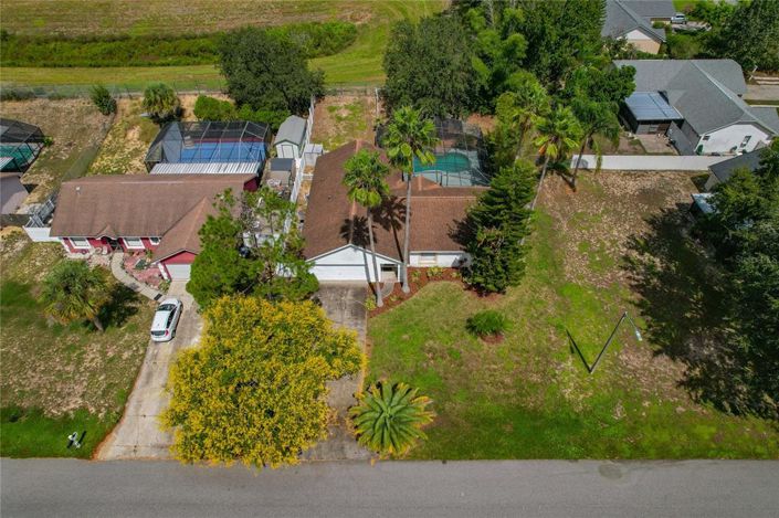 Image No.3-Propriété de 4 chambres à vendre à Davenport