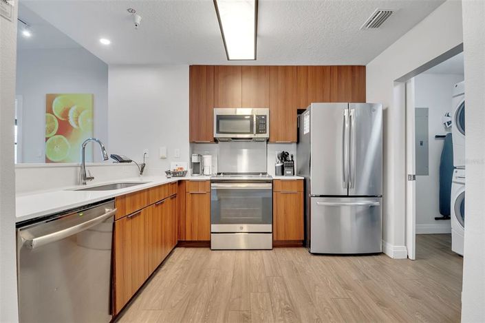 Image No.14-2 Bed Property for sale