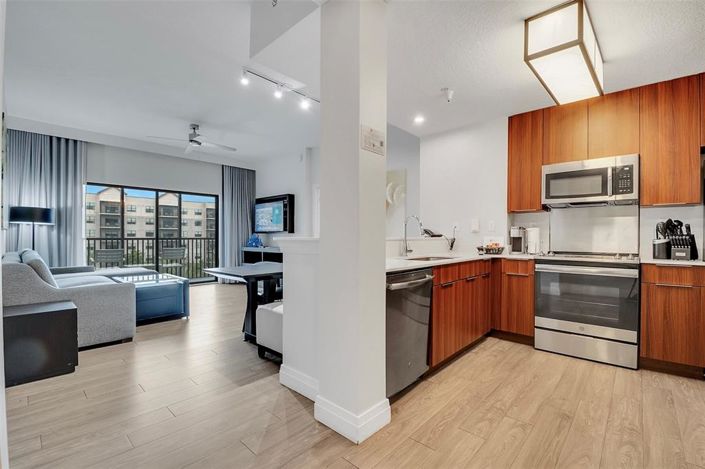 Image No.19-2 Bed Property for sale