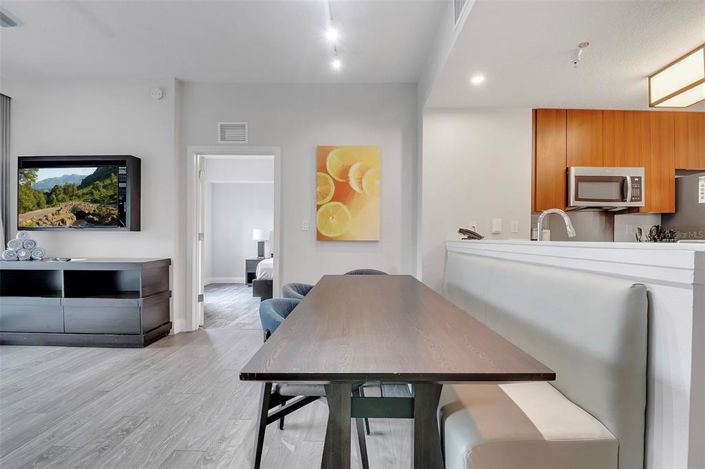 Image No.30-2 Bed Property for sale