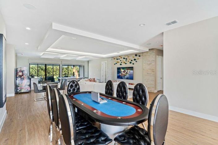 Image No.35-10 Bed Property for sale