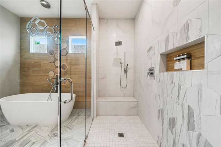 Image No.59-10 Bed Property for sale